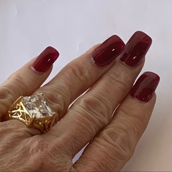 EDCO gold tone high set large faceted crystal stone solitaire pave Diamond - Picture 10 of 13